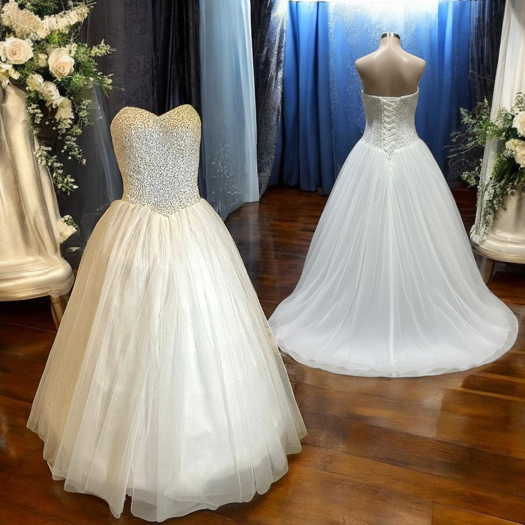 Alfred Angelo AA-Line Strapless Sweetheart Gown with a  Corset Back- SIZE 8