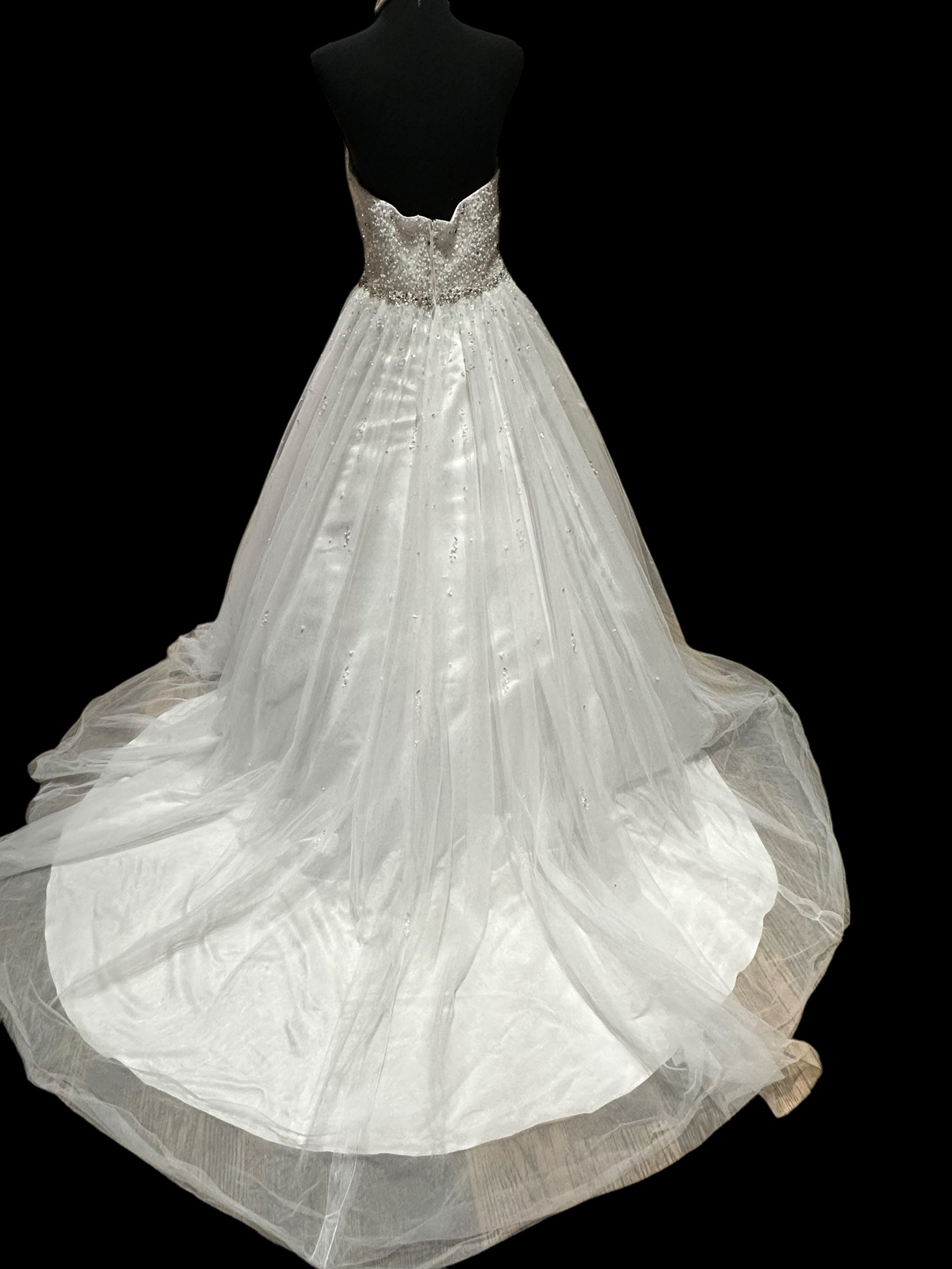 Alfred Angelo Princess Ballgown Wedding Dress | Strapless Sweetheart Tulle Bridal Gown with Beaded Bodice SIZE 10