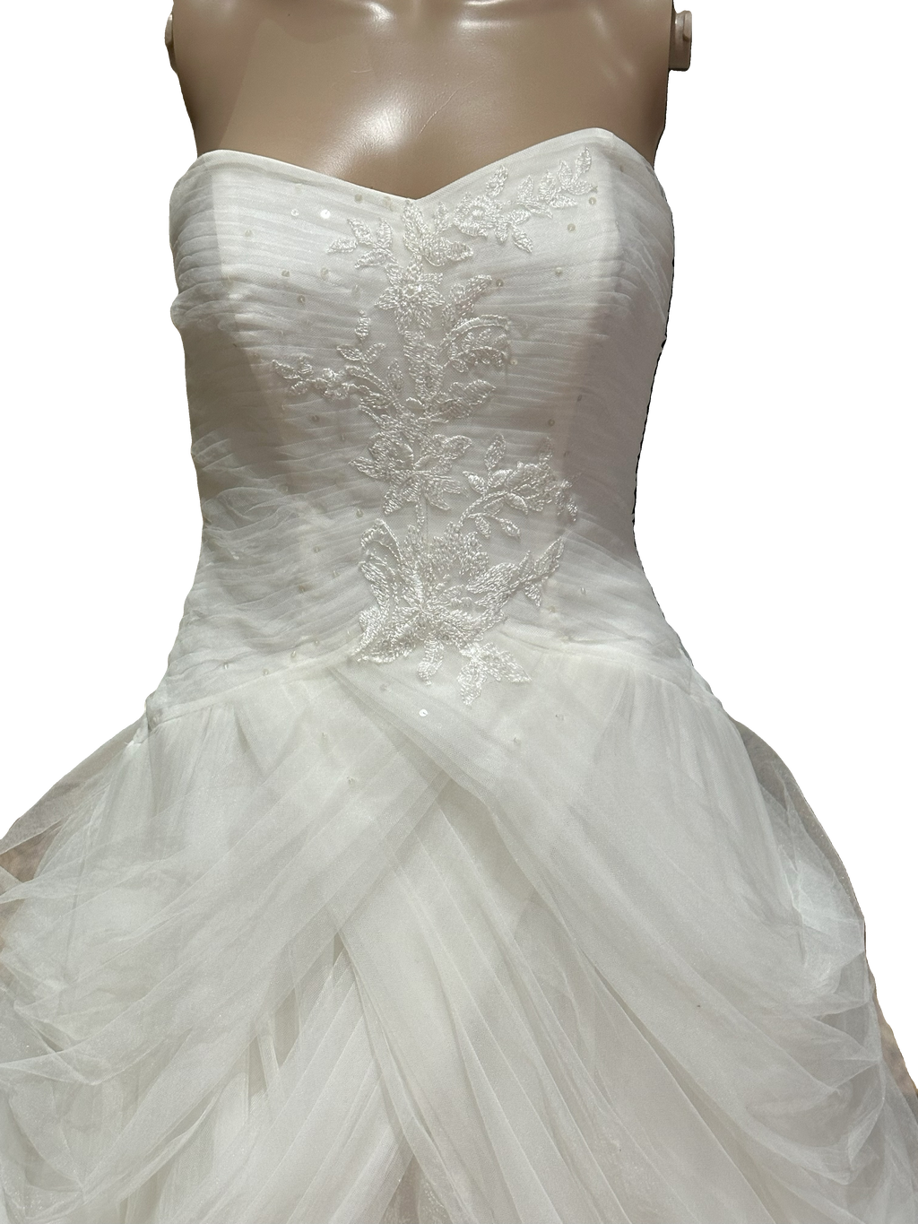 David’s Bridal Princess-Style Ball Gown with a Sweetheart Neckline- SIZE 6