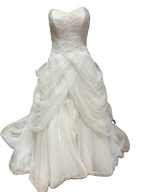 David’s Bridal Princess-Style Ball Gown with a Sweetheart Neckline- SIZE 6