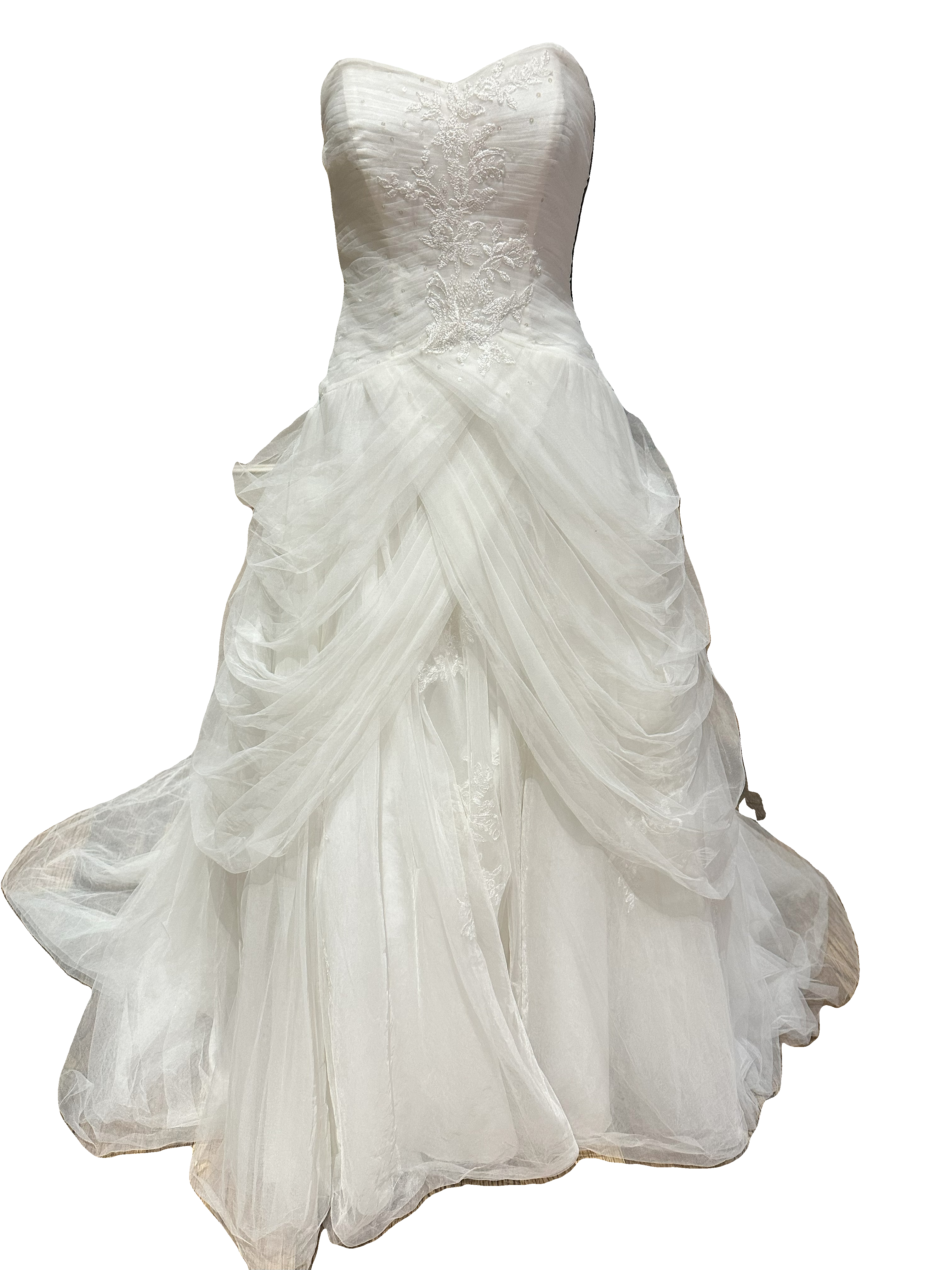 David’s Bridal Princess-Style Ball Gown with a Sweetheart Neckline- SIZE 6
