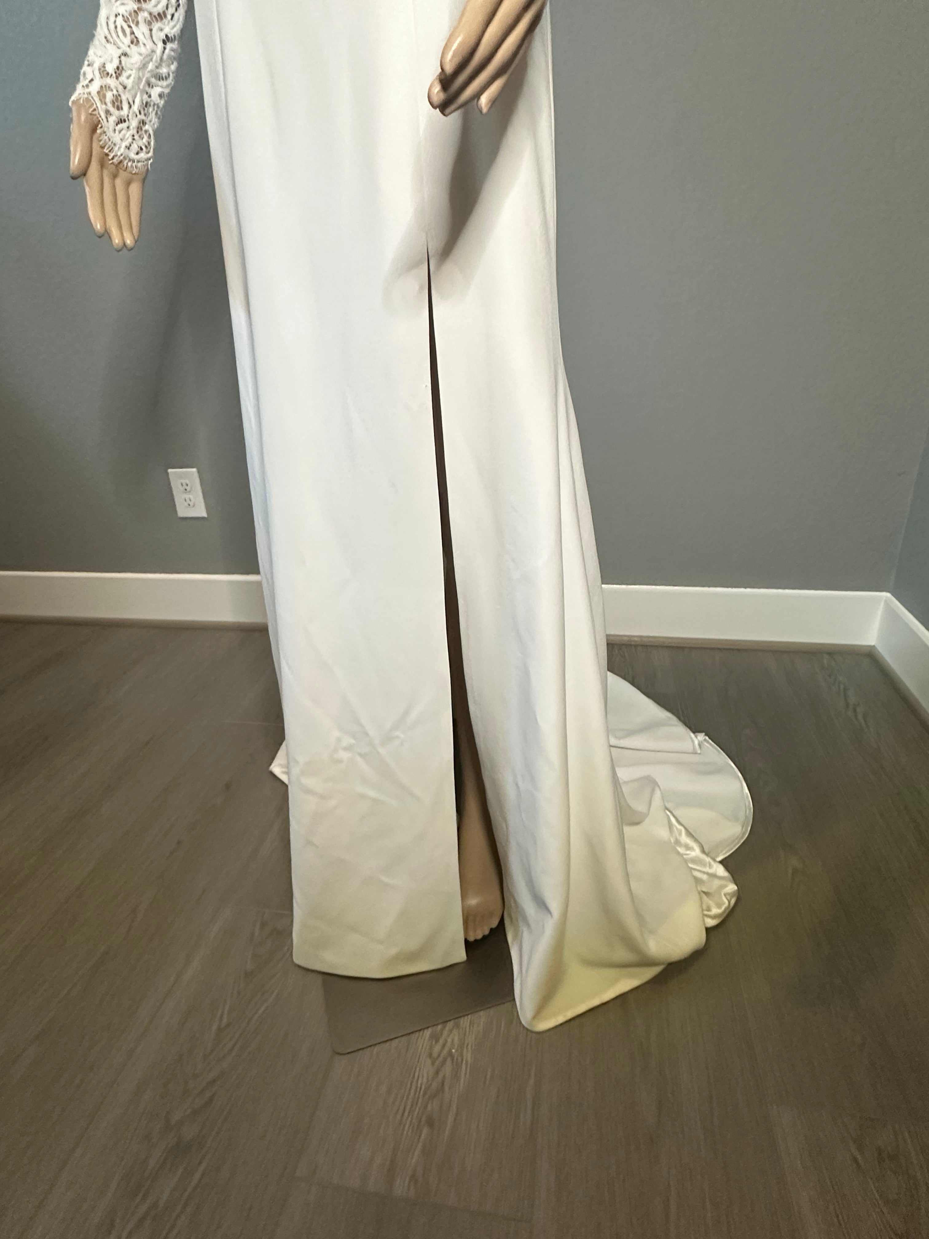 Jenny Yoo- Vow'd Fitted Long Sleeve Sheath with Dress with Elegant Lace/ SIZE 4