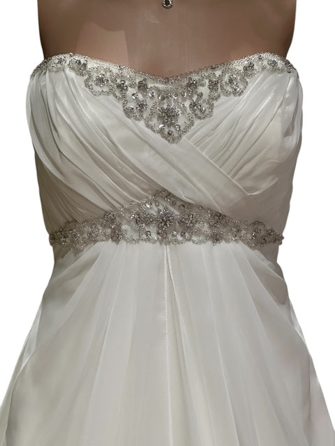 Rhiannon A-Line Strapless Sweetheart Wedding Dress/ SIZE 4