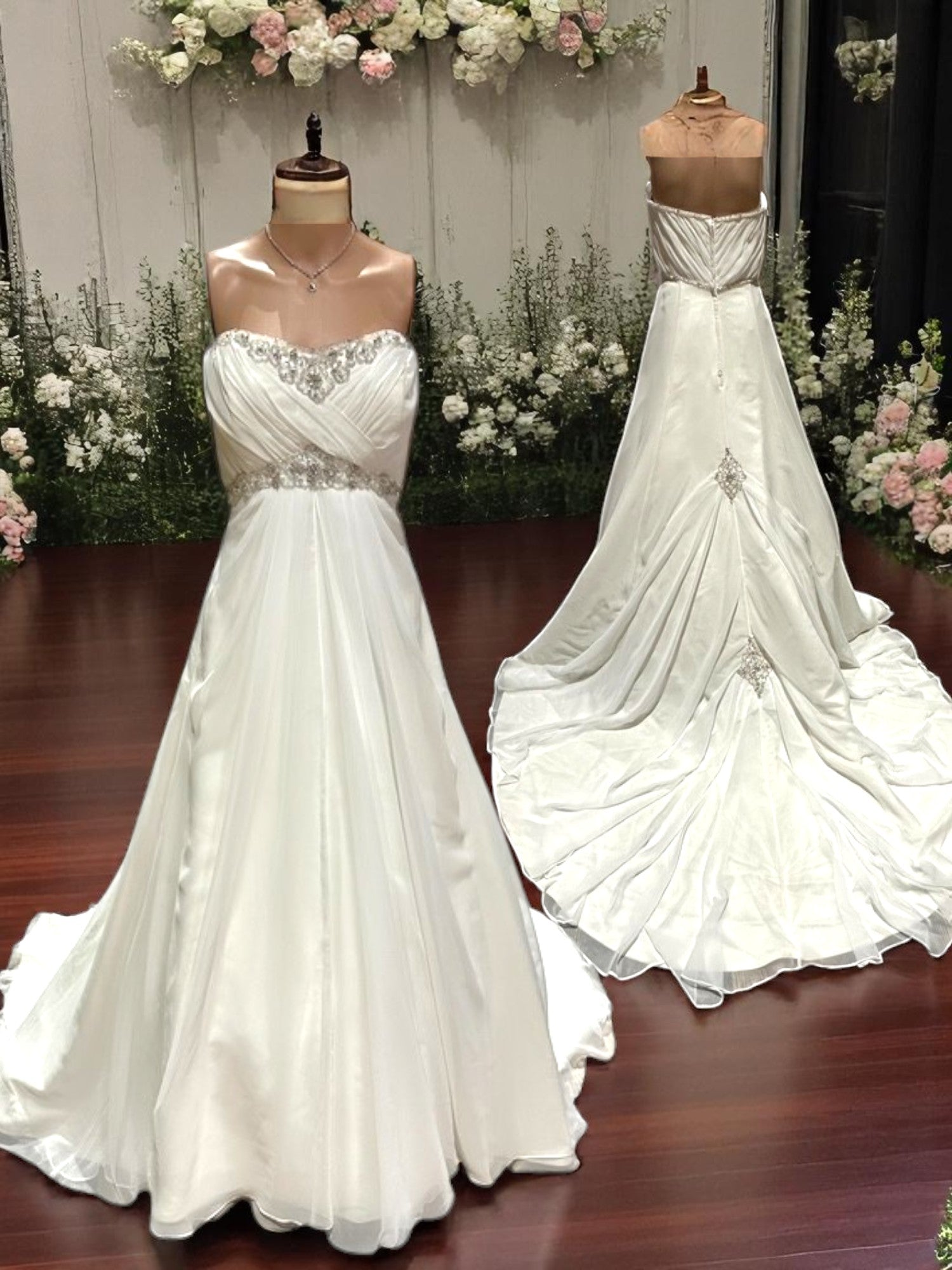 Rhiannon A-Line Strapless Sweetheart Wedding Dress/ SIZE 4