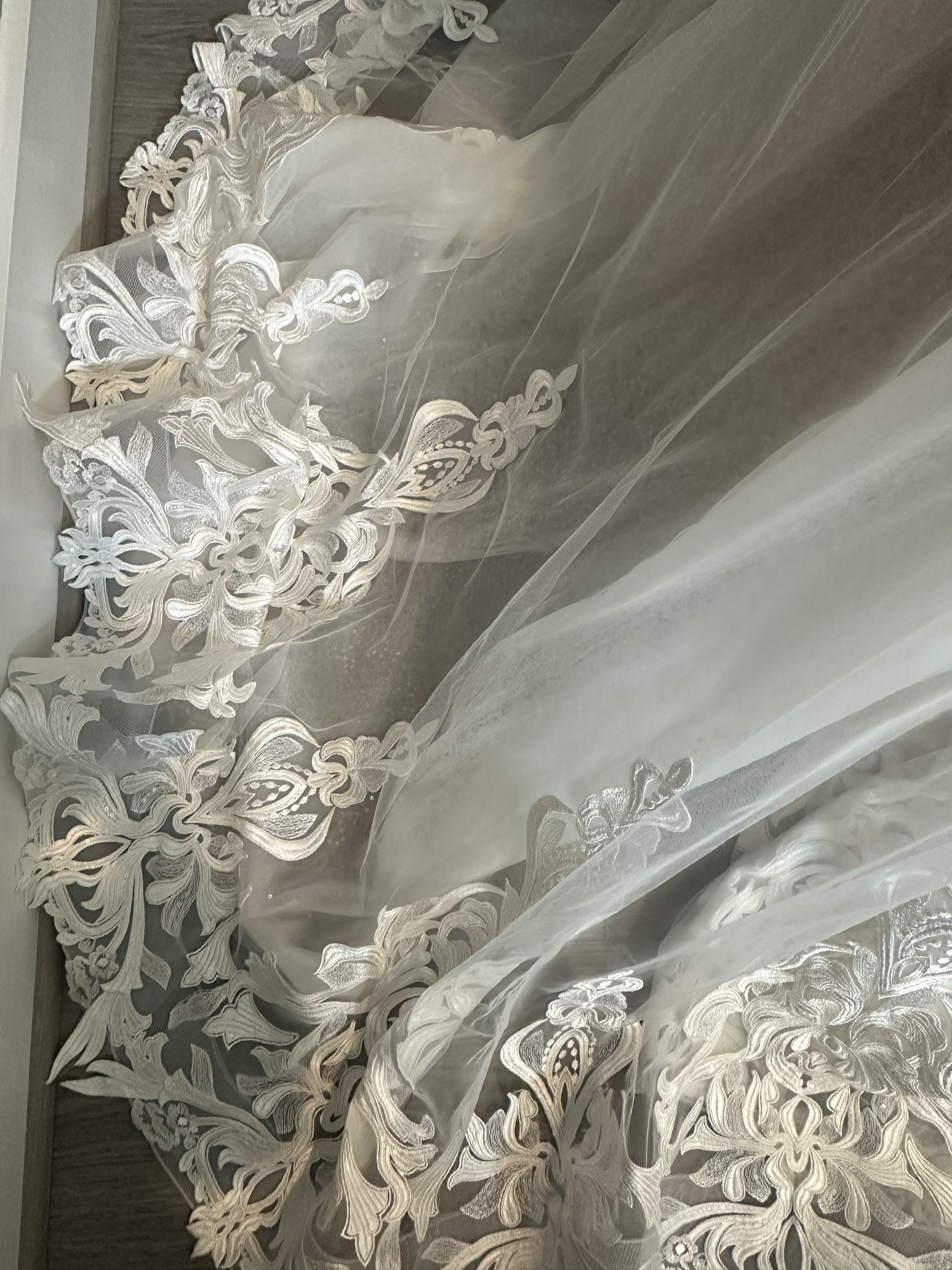 Ida Torrez Couture-Style Ball Gown Wedding Dress/ SIZE 2