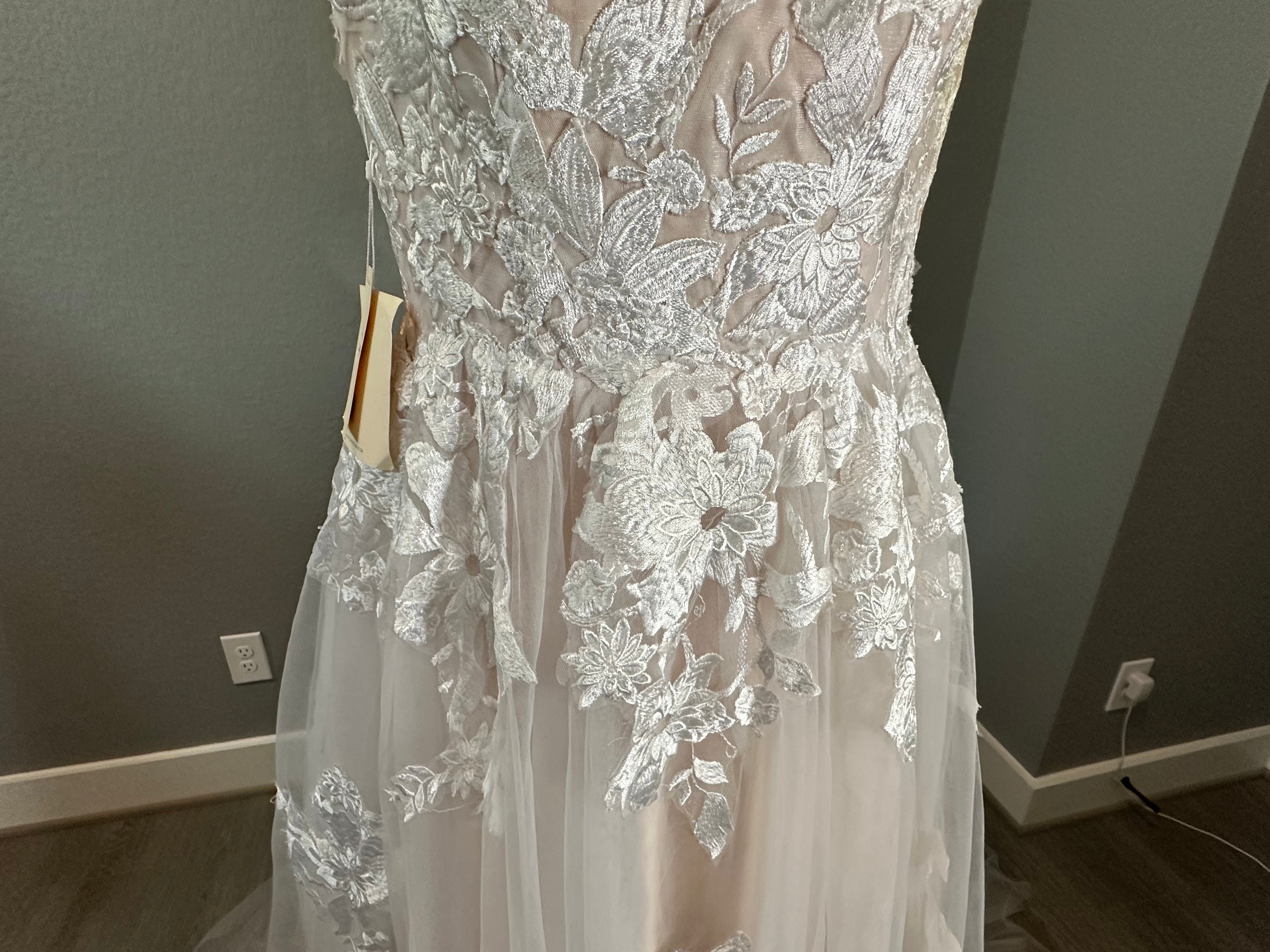 LT Lanting Blush Ball Gown with Sweetheart Neckline SIZE 10