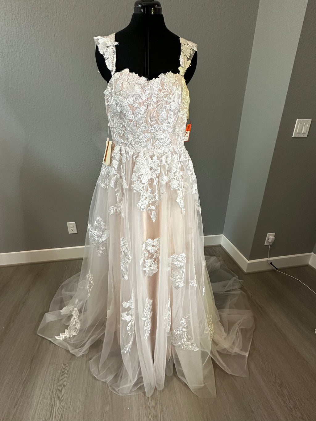 LT Lanting Blush Ball Gown with Sweetheart Neckline SIZE 10