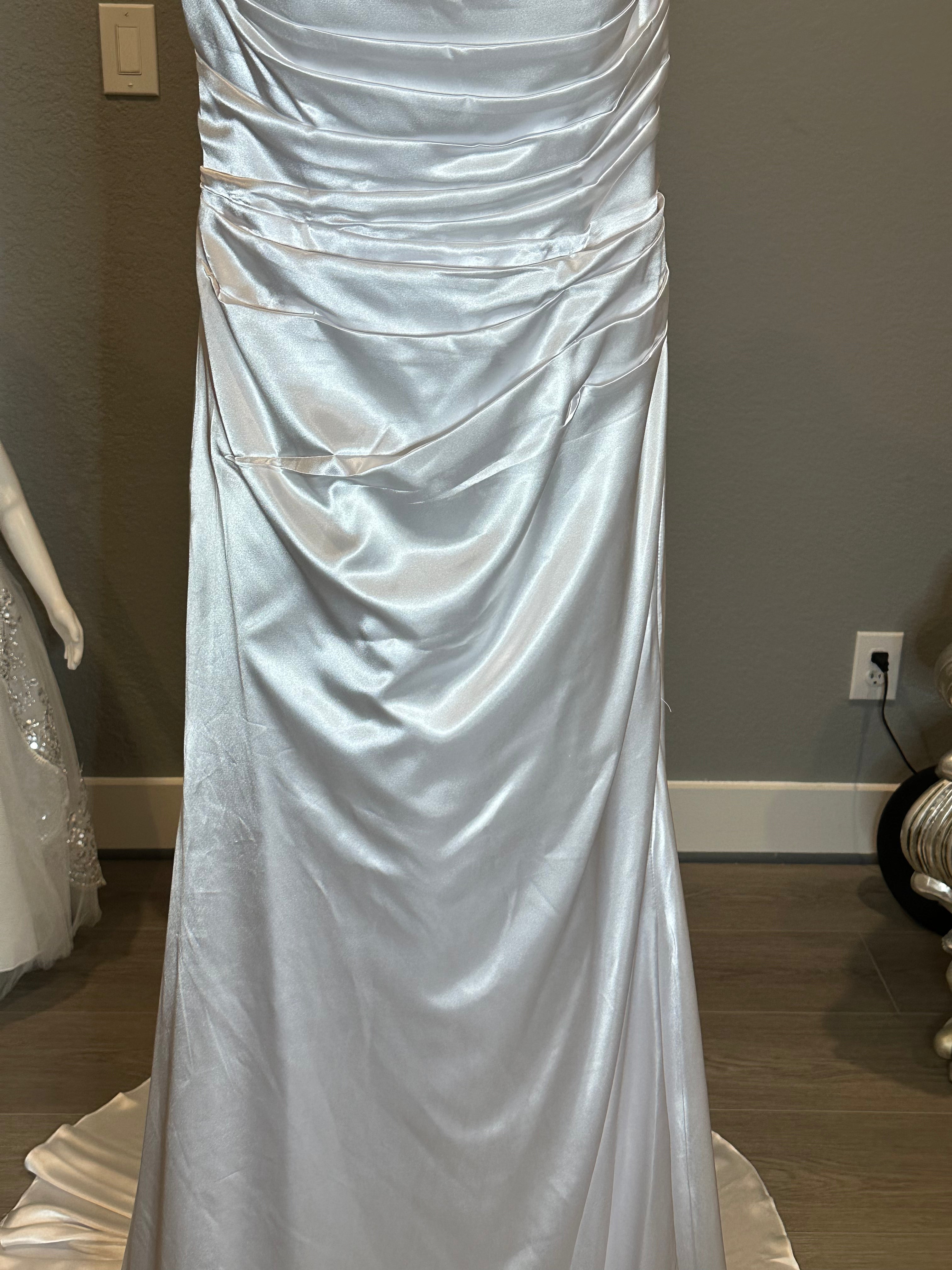 Custom made Elegant Satin Mermaid Wedding Dress with Ruched Bodice & Cap Sleeves | Vintage-Inspired Bridal Gown SIZE 10