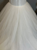 Simone Carvalli Elegant Mermaid Wedding Dress with Beaded Ruched Bodice & Tulle Skirt Train SIZE 12