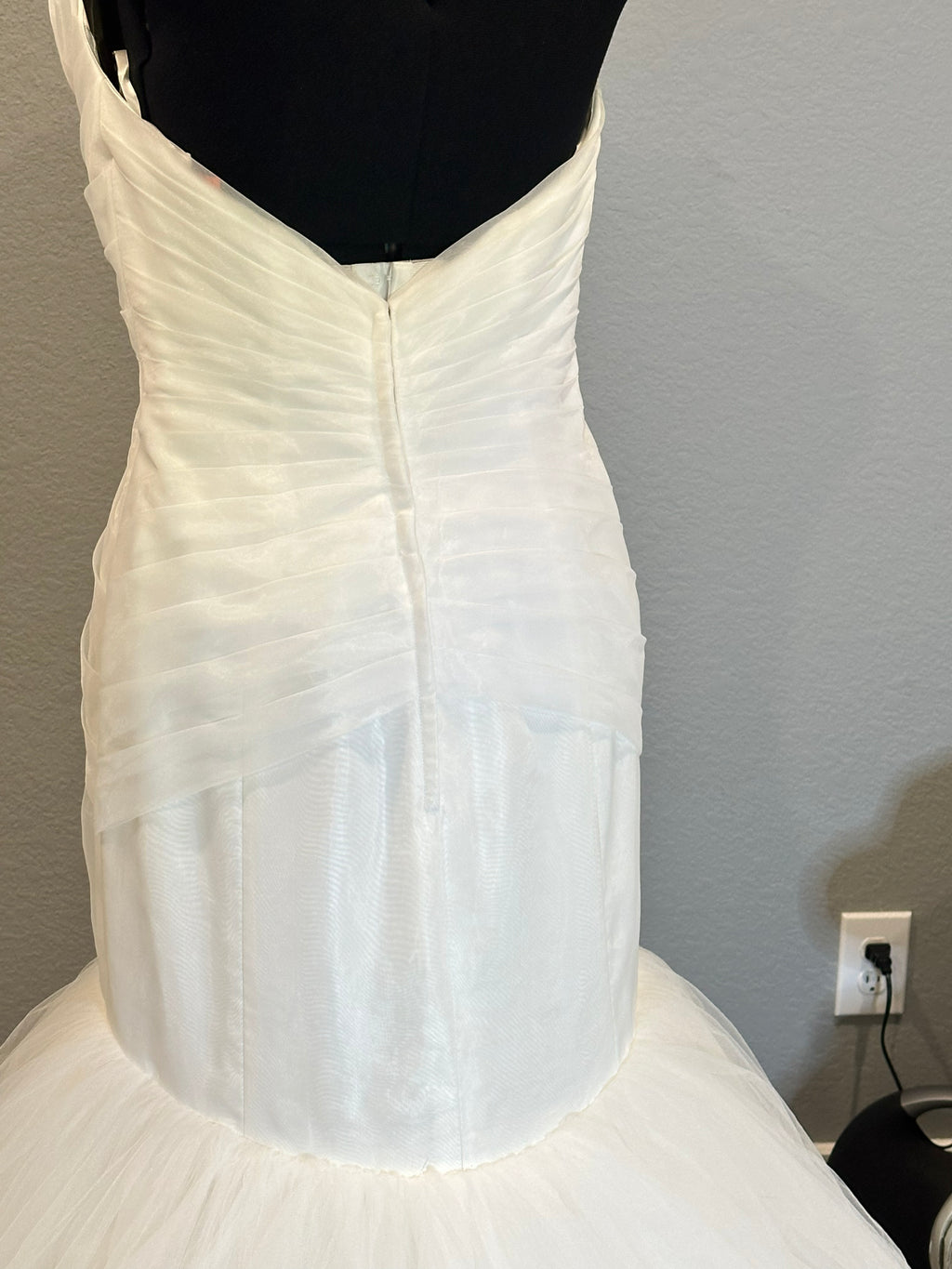 Simone Carvalli Elegant Mermaid Wedding Dress with Beaded Ruched Bodice & Tulle Skirt Train SIZE 12