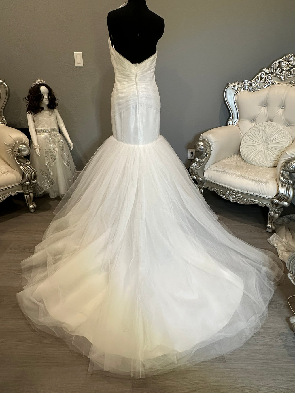 Simone Carvalli Elegant Mermaid Wedding Dress with Beaded Ruched Bodice & Tulle Skirt Train SIZE 12