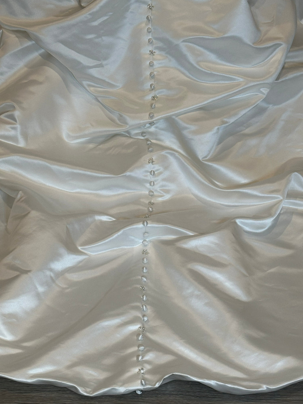 Allure Bridals Strapless Beaded Wedding Dress with Satin Ball Gown Skirt & Train SIZE 10