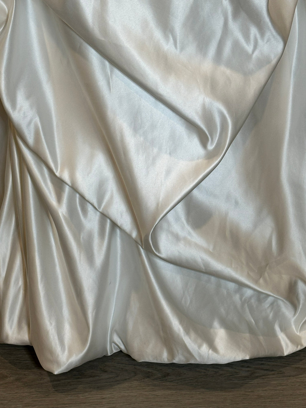 Allure Bridals Strapless Beaded Wedding Dress with Satin Ball Gown Skirt & Train SIZE 10