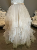 Allure Bridals Beaded Lace Wedding Dress with Tiered Tulle Skirt & Open Back SIZE 10