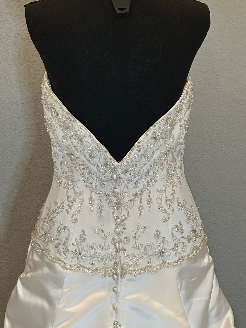 Allure Bridals Strapless Beaded Wedding Dress with Satin Ball Gown Skirt & Train SIZE 10