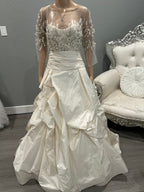 Anne Barge Petrouchka Elegant Ball Gown Wedding Dress with Beaded Illusion Bodice SIZE 8