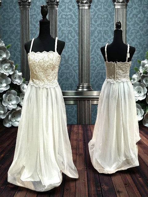 Alyce Designs Boho Lace Wedding Dress with Spaghetti Straps | A-Line Tulle Bridal Gown SIZE 8