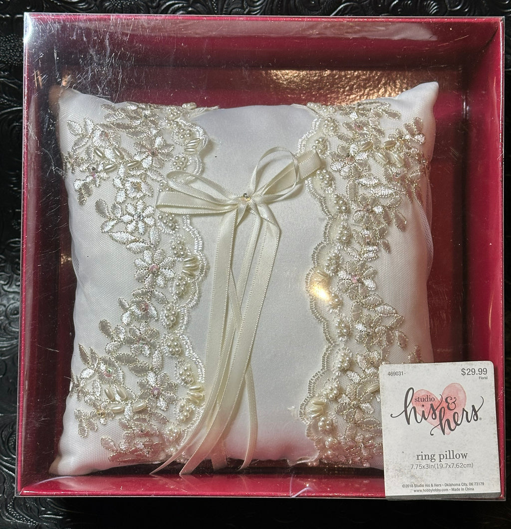Pearl & Lace Wedding Ring Pillow
