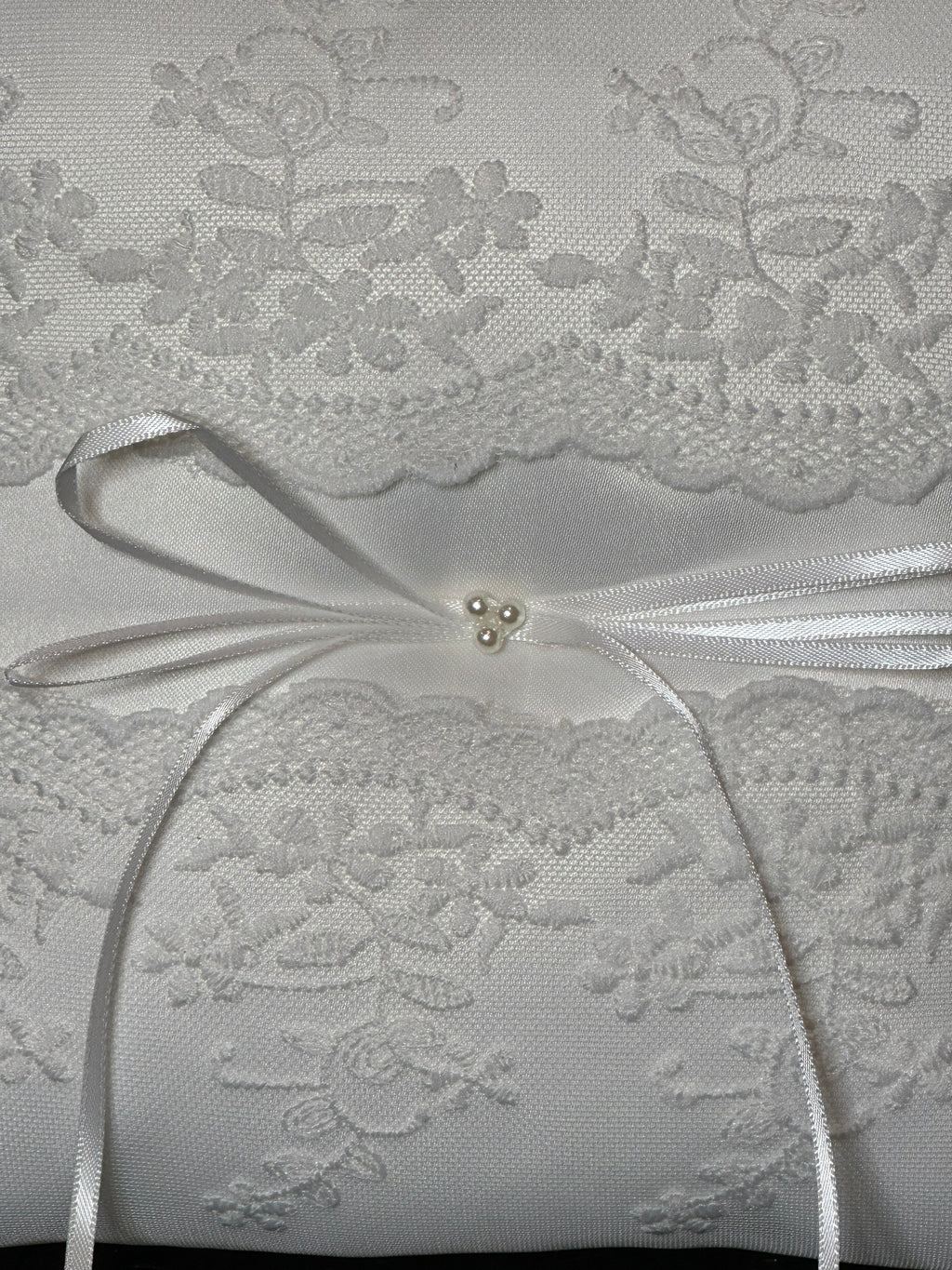Elegant White Lace Wedding Ring Pillow