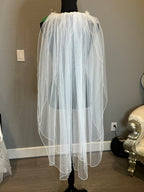 Wedding Veil with Floral Crown Headpiece – Soft Tulle Bridal Veil Set with Pearl & Crystal Details