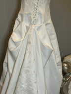 Emme Bridal Satin A-Line Wedding Dress w/ Spaghetti Straps, Corset Back & Embroidery SIZE 14