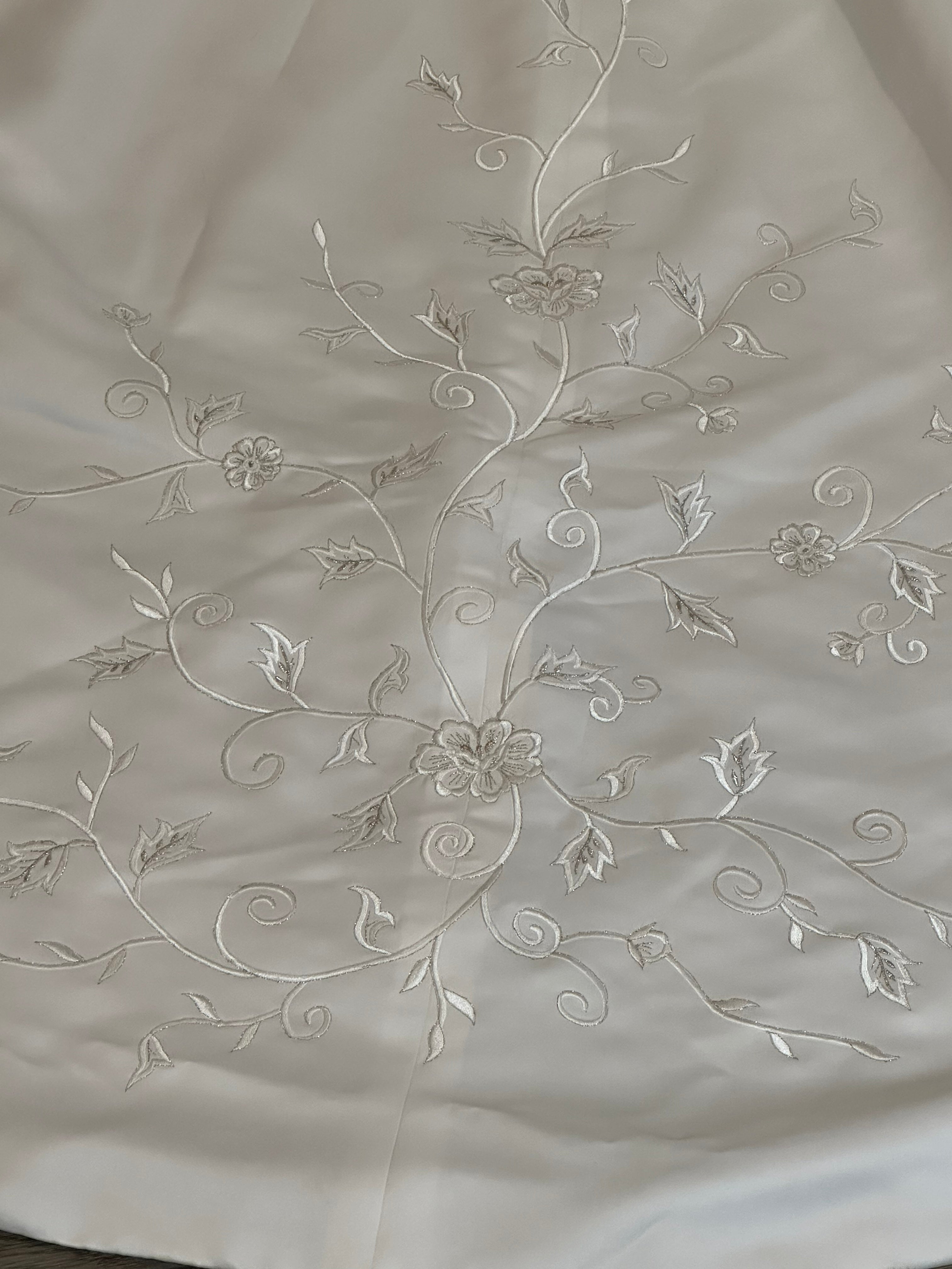 Emme Bridal Satin A-Line Wedding Dress w/ Spaghetti Straps, Corset Back & Embroidery SIZE 14