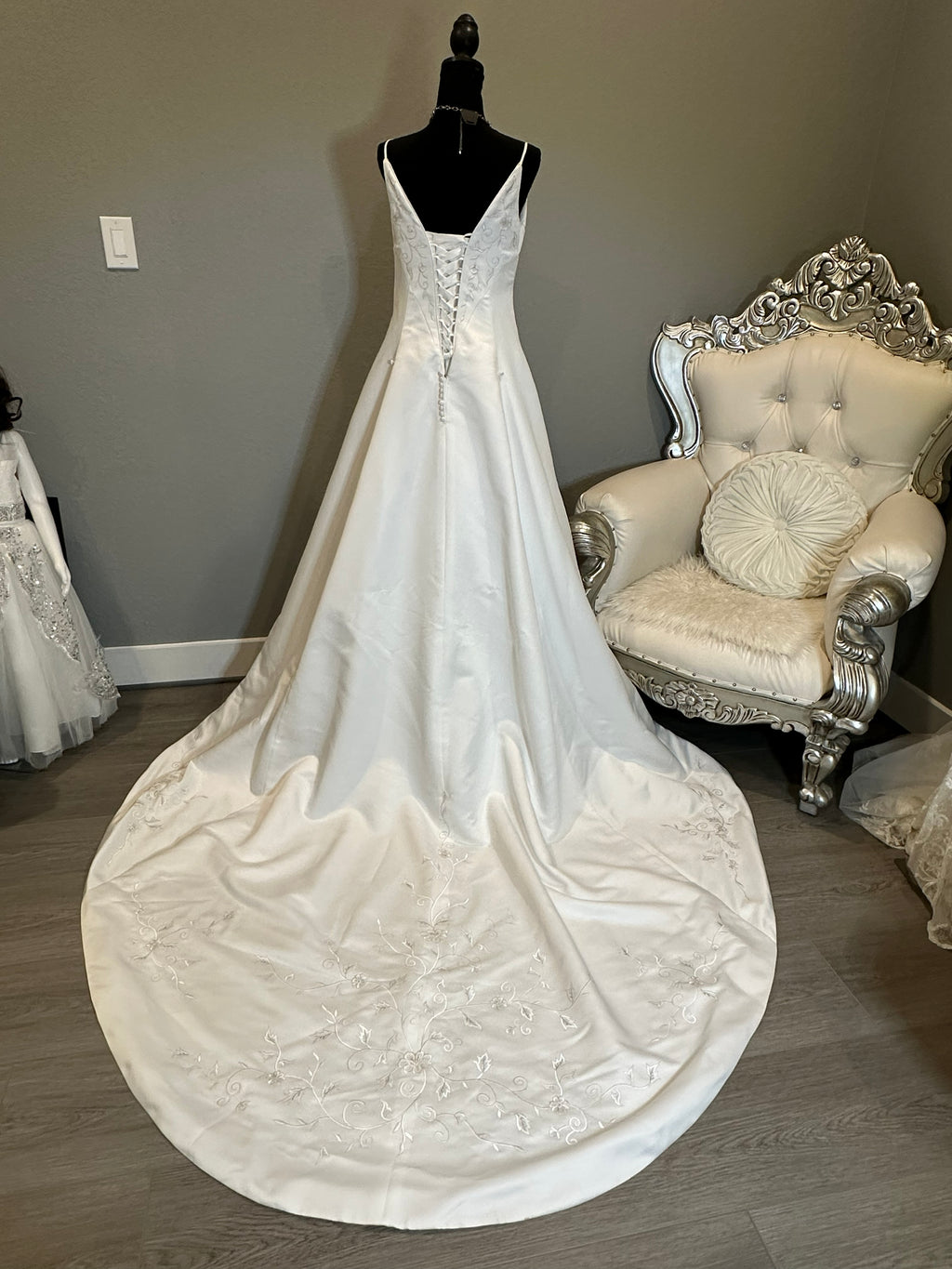 Emme Bridal Satin A-Line Wedding Dress w/ Spaghetti Straps, Corset Back & Embroidery SIZE 14