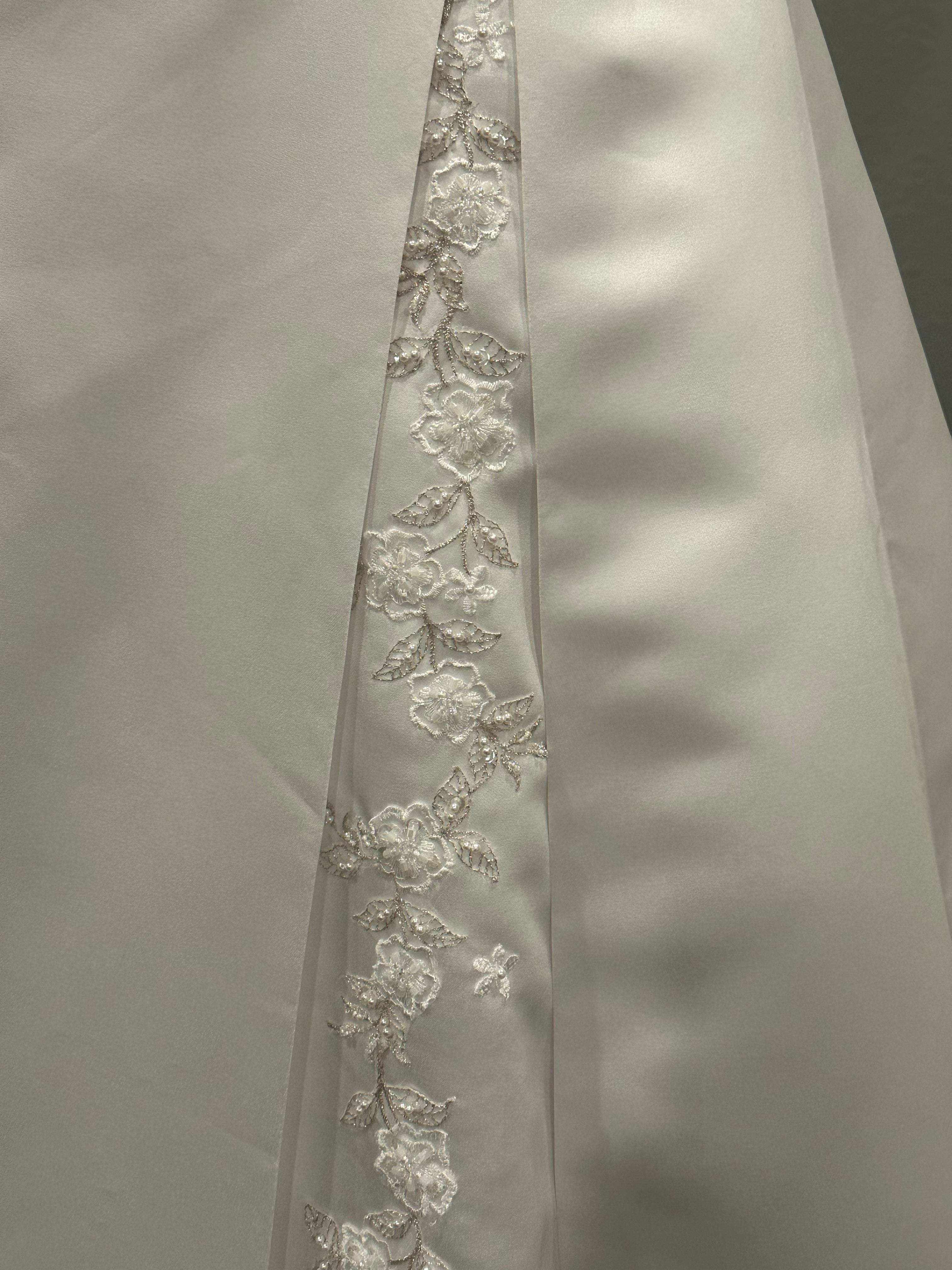 Michaelangelo David’s Bridal Strapless Satin A-Line Wedding Dress w/ Corset Back & Chapel Train SIZE 8