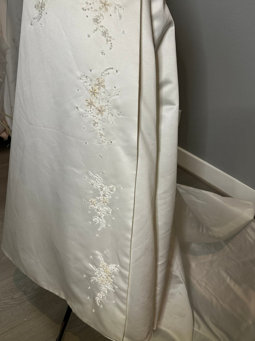 Michaelangelo Collection Ivory A-Line Satin Gown with Beading SIZE 8