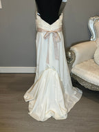 David’s Bridal Strapless Wedding Dress – Satin A-Line, Floral Waist Detail, Chapel Train- SIZE 14
