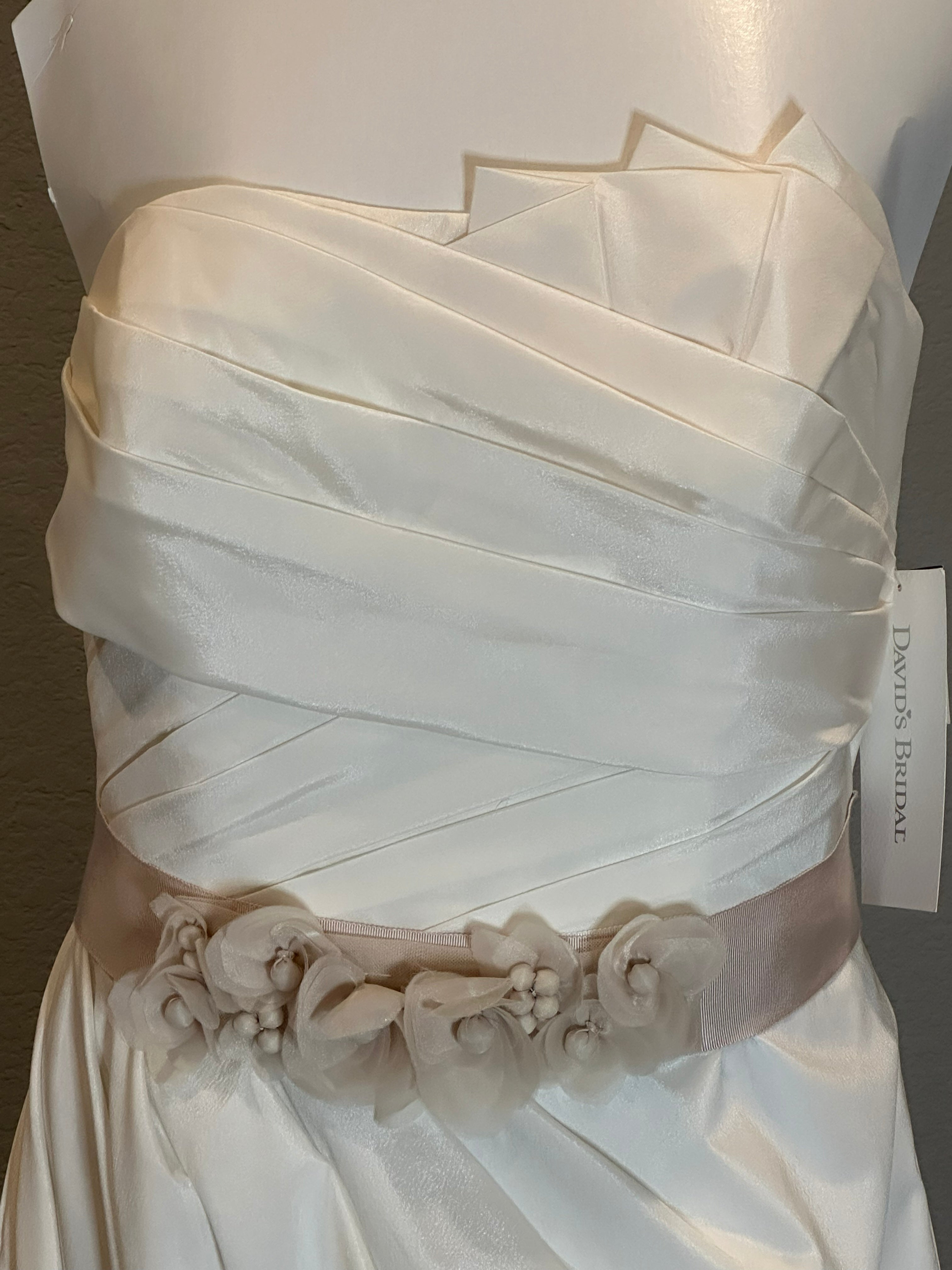 David’s Bridal Strapless Wedding Dress – Satin A-Line, Floral Waist Detail, Chapel Train- SIZE 14