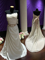 David’s Bridal Strapless Wedding Dress – Satin A-Line, Floral Waist Detail, Chapel Train- SIZE 14