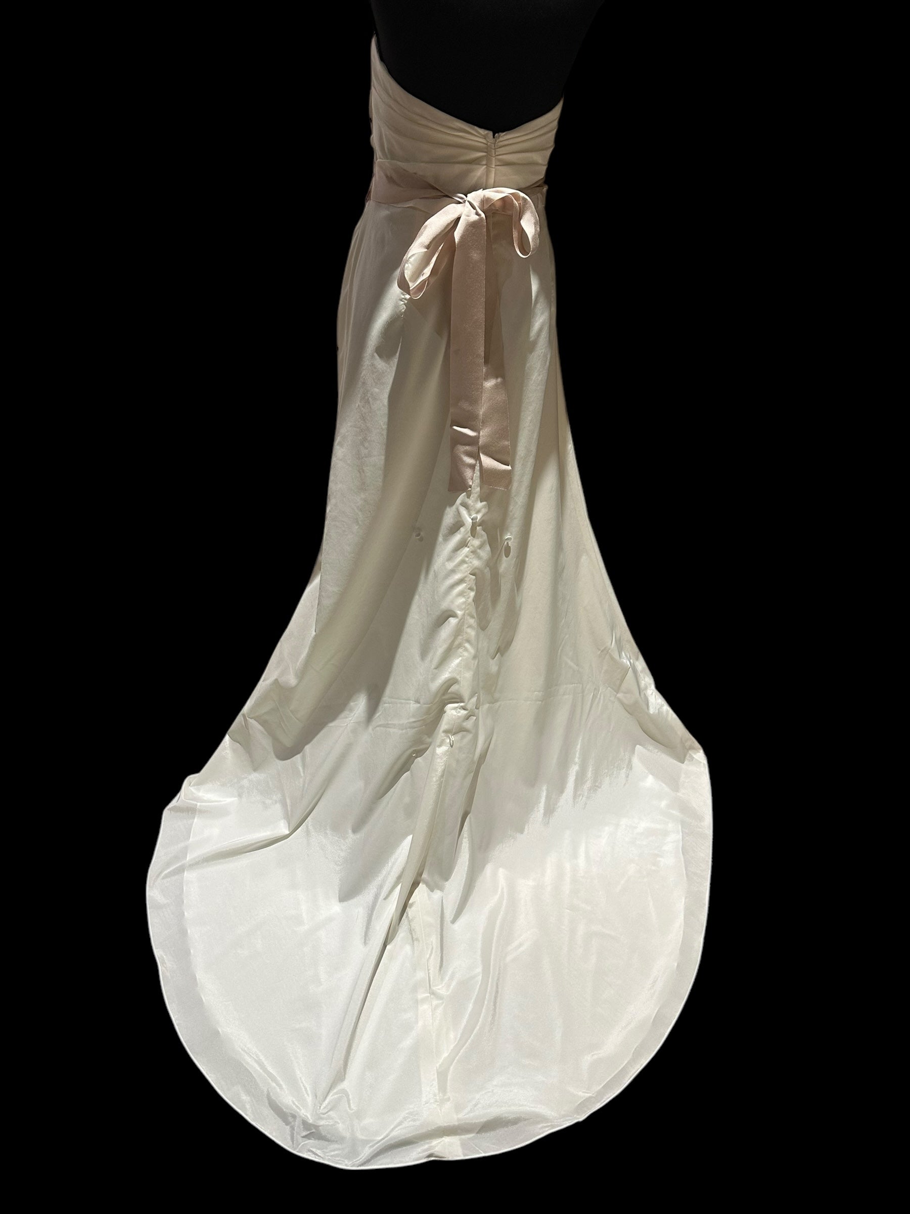 David’s Bridal Strapless Wedding Dress – Satin A-Line, Floral Waist Detail, Chapel Train- SIZE 14