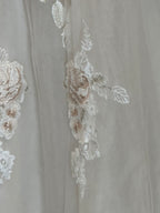 David’s Bridal Strapless Lace Ball Gown Wedding Dress with Tulle Skirt & Train SIZE 10