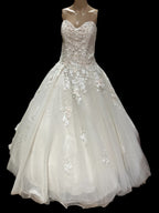 David’s Bridal Strapless Lace Ball Gown Wedding Dress with Tulle Skirt & Train SIZE 10