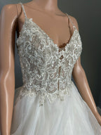 Martin Thornburg Full Ball Gown with V-Neck with Lace and Embroidery SIZE 6
