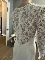 Jenny Yoo- Vow'd Fitted Long Sleeve Sheath with Dress with Elegant Lace/ SIZE 4