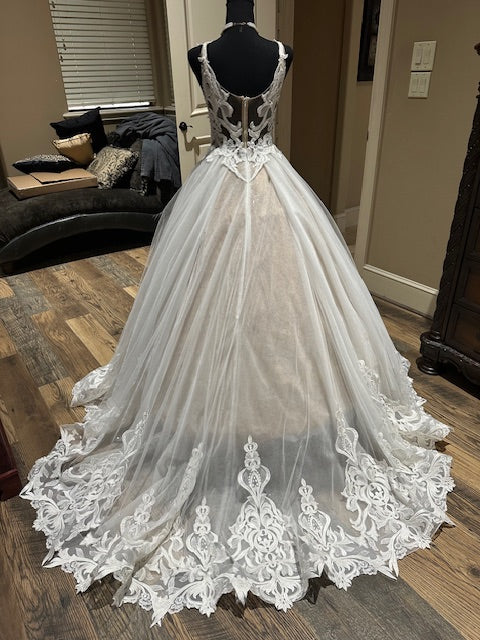 Ida Torrez Couture-Style Ball Gown Wedding Dress/ SIZE 2