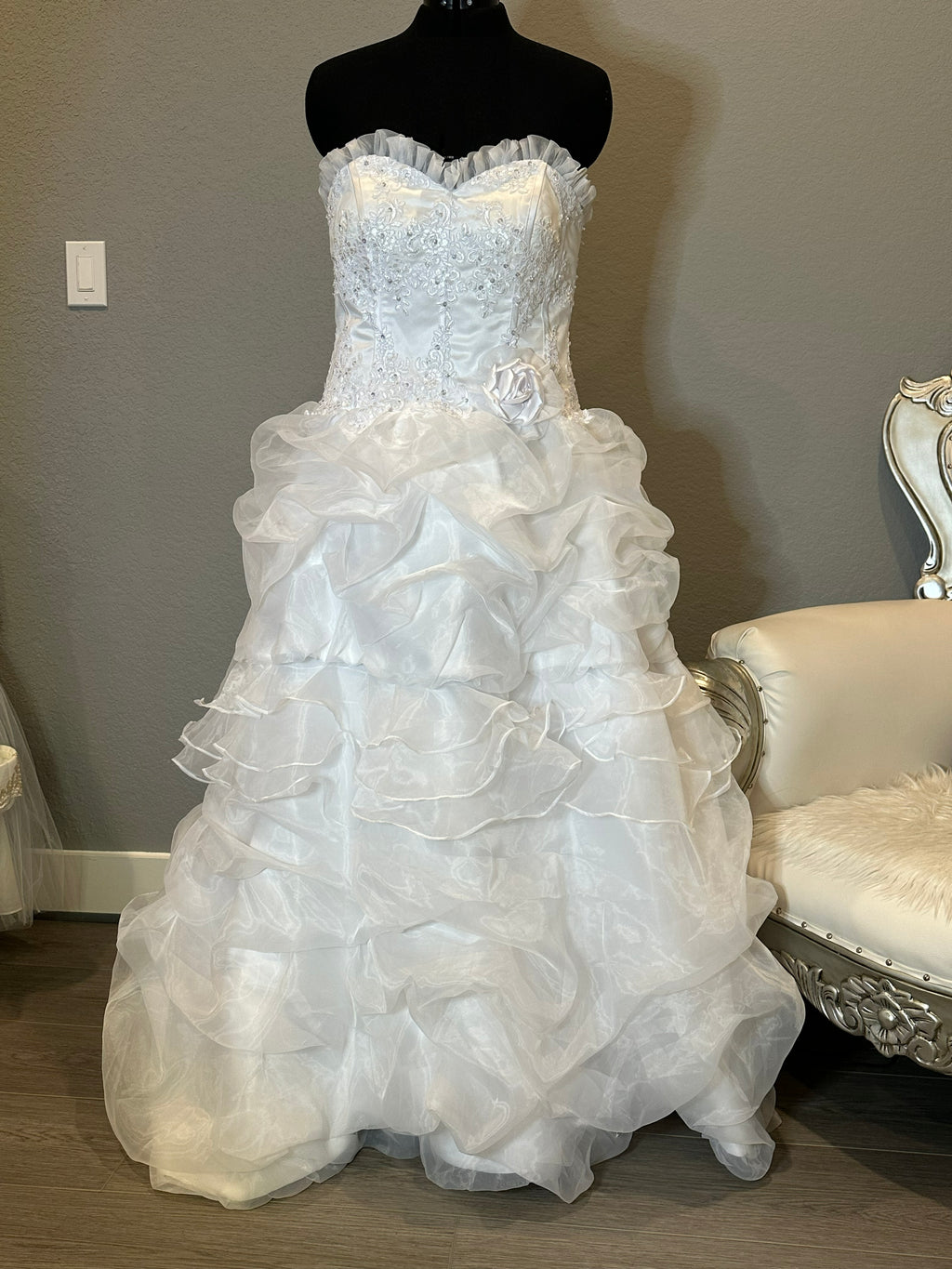 E Jue Shung Strapless Wedding Dress – Ruffle Ball Gown, High-Low Convertible Style- SIZE 16