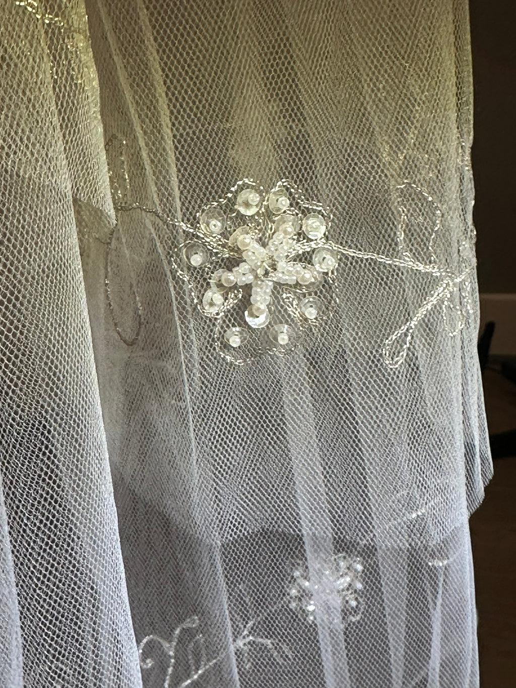 Fingertip Wedding Veil with Blusher – Floral Embroidered Lace Edge Bridal Veil