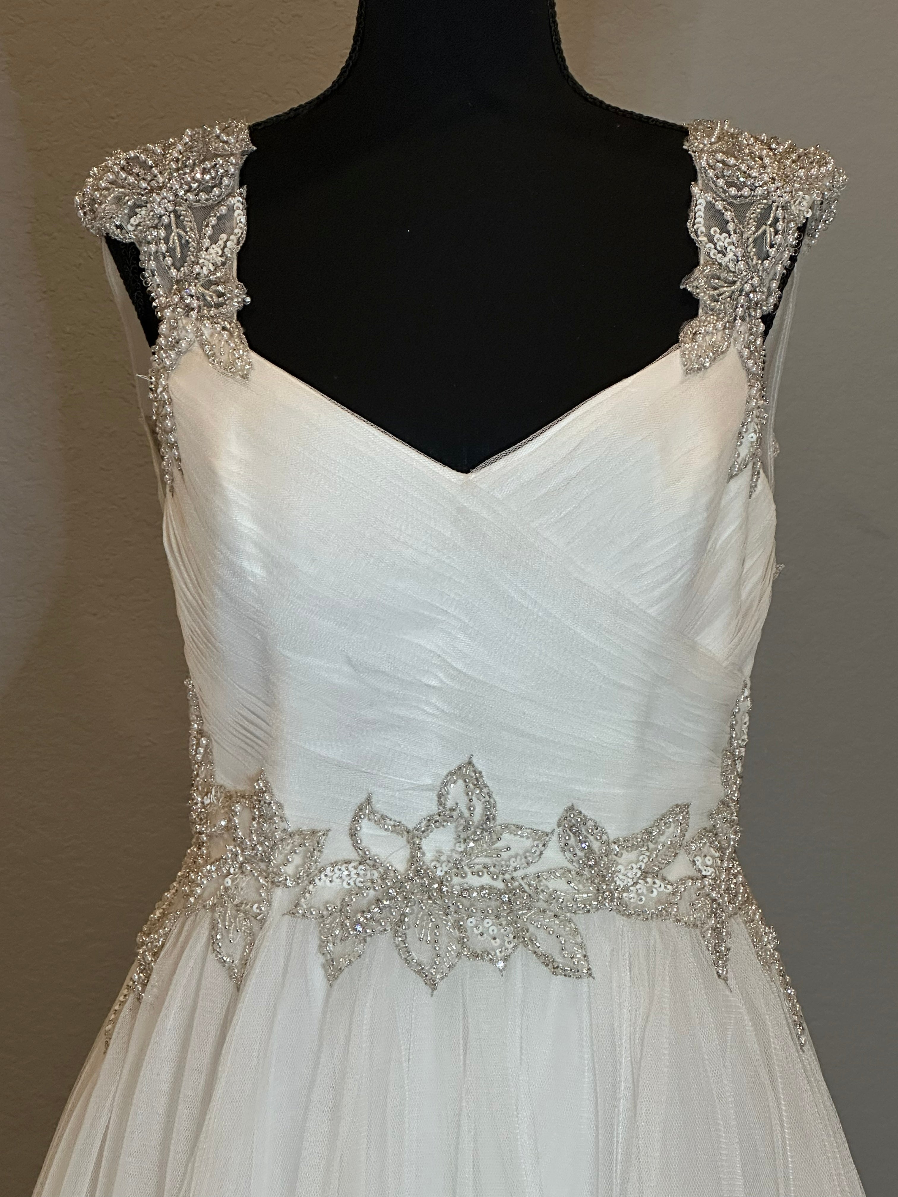 Blue by Enzoani Halifax A-Line Tulle Wedding Dress w/ Beaded Cap Sleeves & Open Back SIZE 8