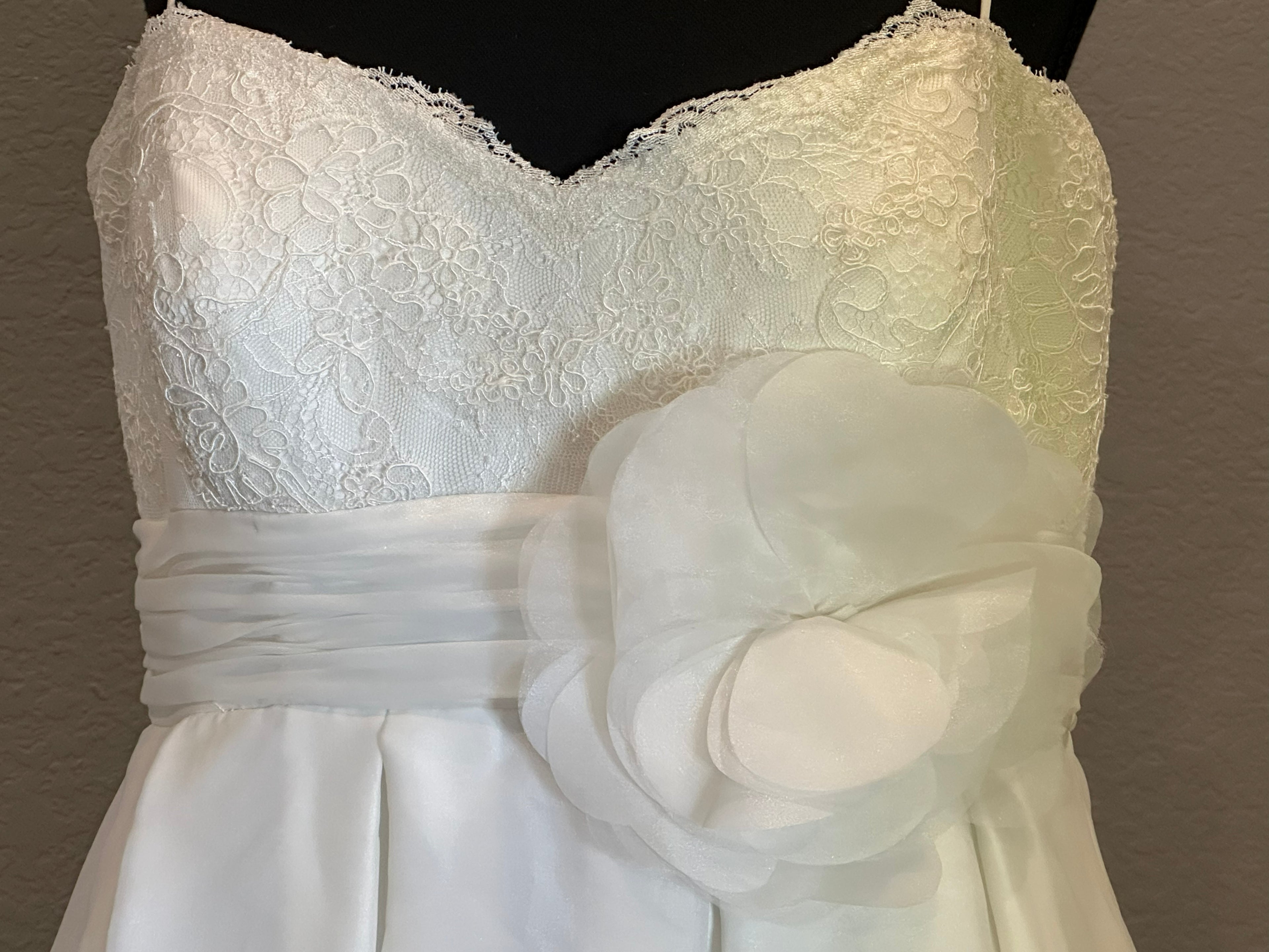 David’s Bridal Galina A-Line Wedding Dress w/ Lace Bodice, Spaghetti Straps & Floral Waist Detail SIZE 12