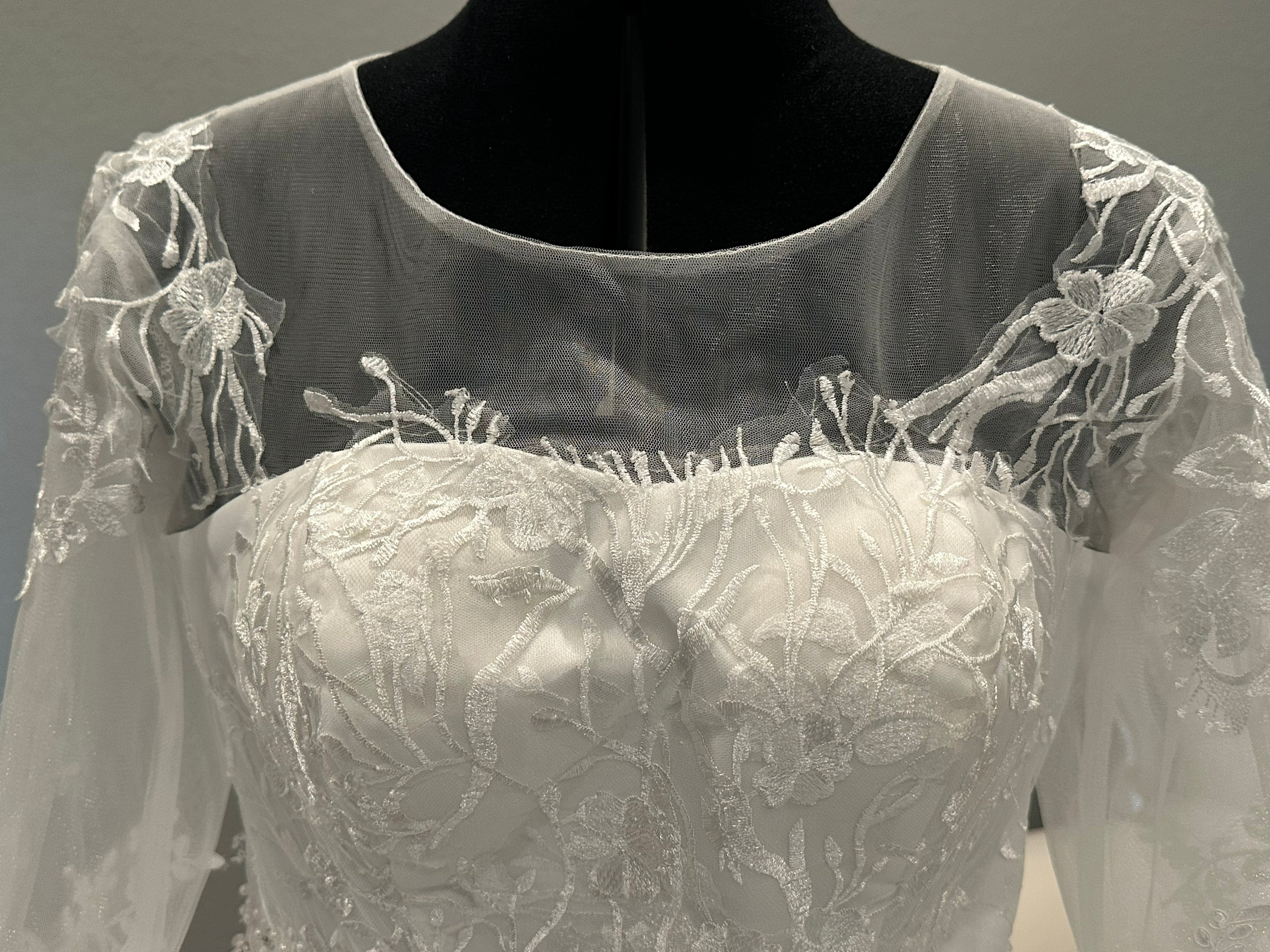 Illusion Sleeve Ball Gown Wedding Dress – Lace Appliqué, Full Tulle Skirt, Cathedral Train- SIZE 18