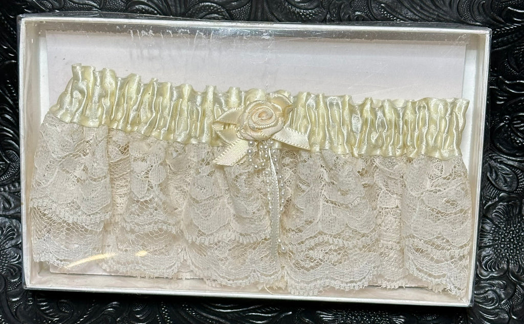Vintage Lace Bridal Garter Belt