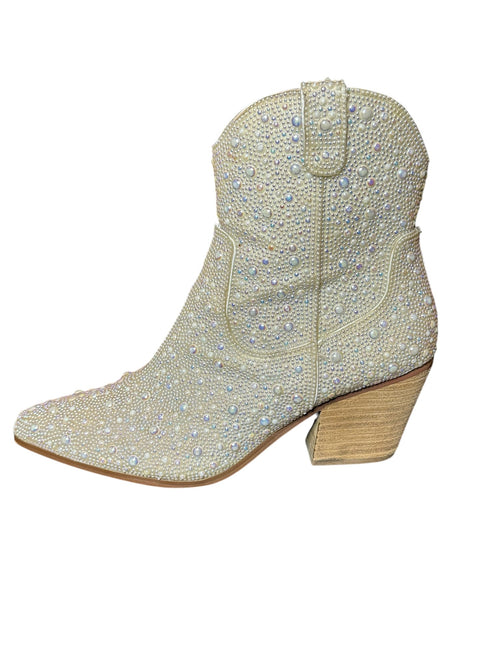 Betsey Johnson Pearl & Rhinestone Embellished Bridal Boots – Ivory Western Glam Heels- SIZE 6.5
