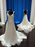 Justin Alexander Romantic Lace A-Line Wedding Dress with Deep V Back | Boho Tulle Bridal Gown SIZE 8