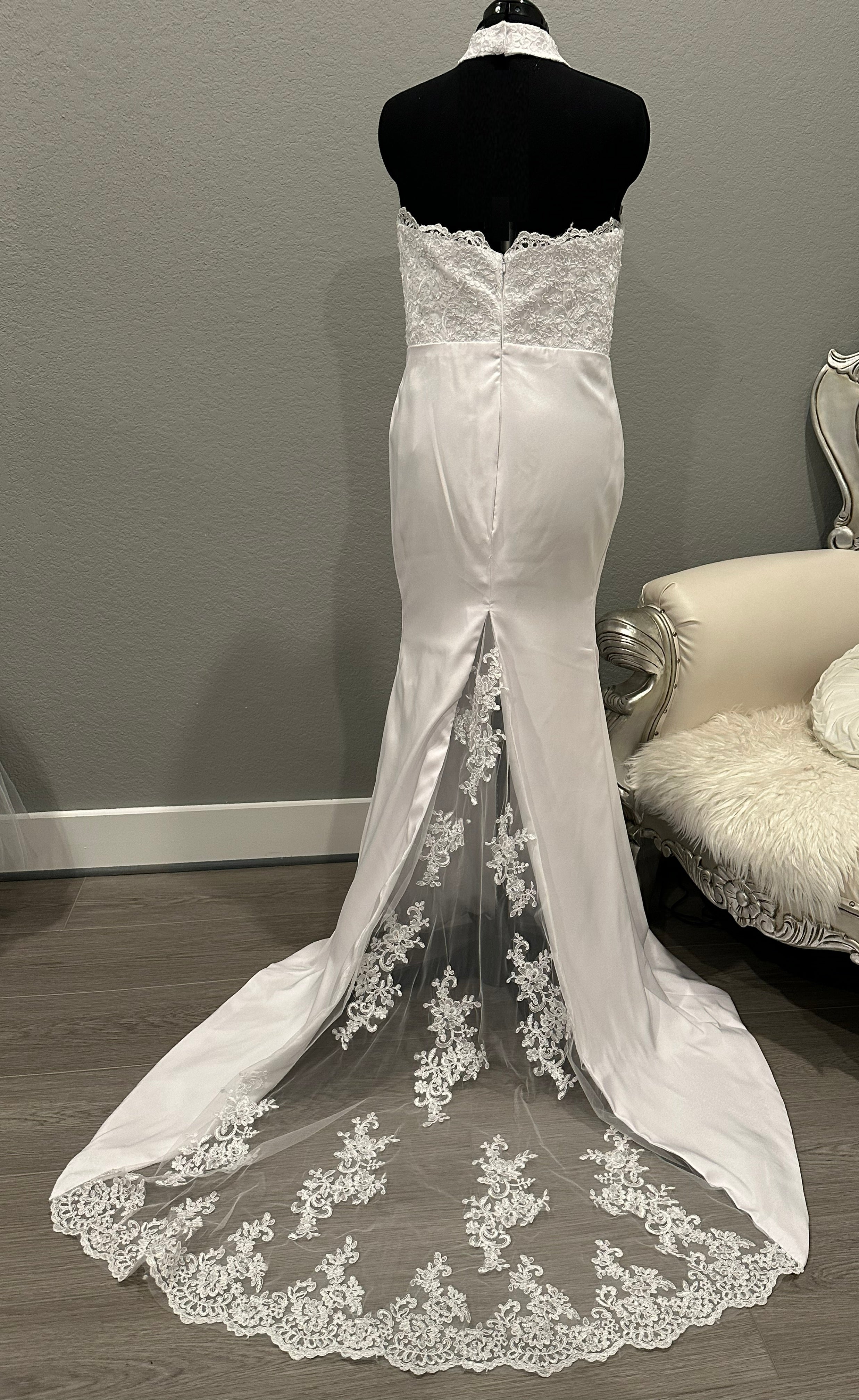 Loyeloy Elegant High Neck Mermaid Wedding Dress – Lace Bodice, Satin Skirt & Illusion Train- SIZE 12
