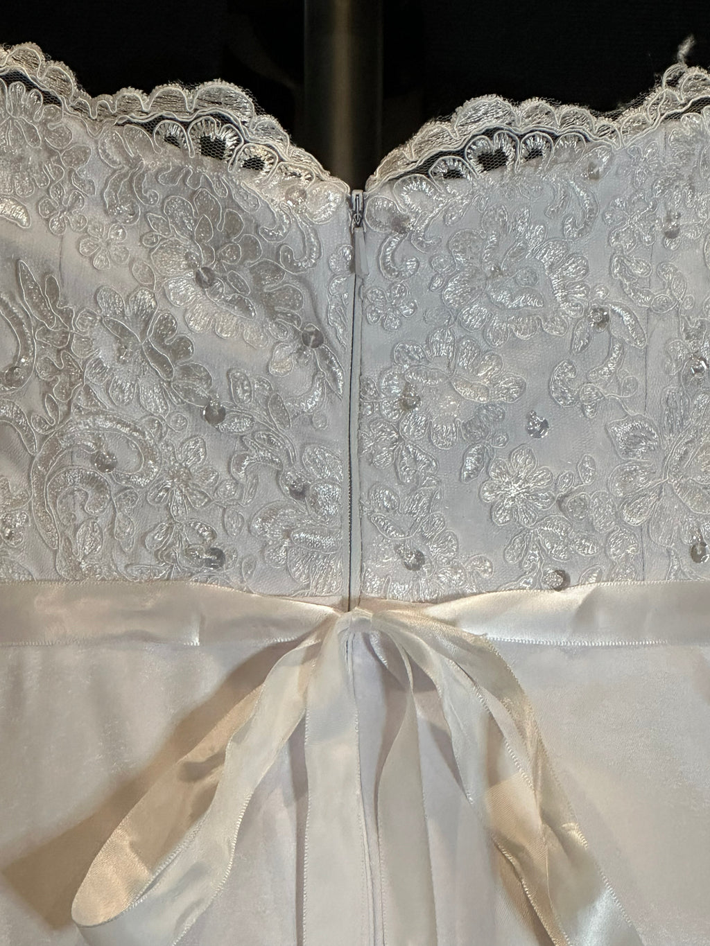 Loyeloy Elegant High Neck Mermaid Wedding Dress – Lace Bodice, Satin Skirt & Illusion Train- SIZE 12