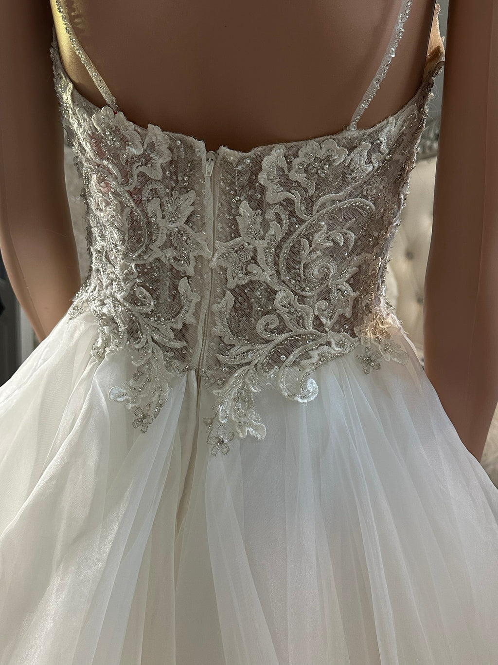Martin Thornburg Full Ball Gown with V-Neck with Lace and Embroidery SIZE 6