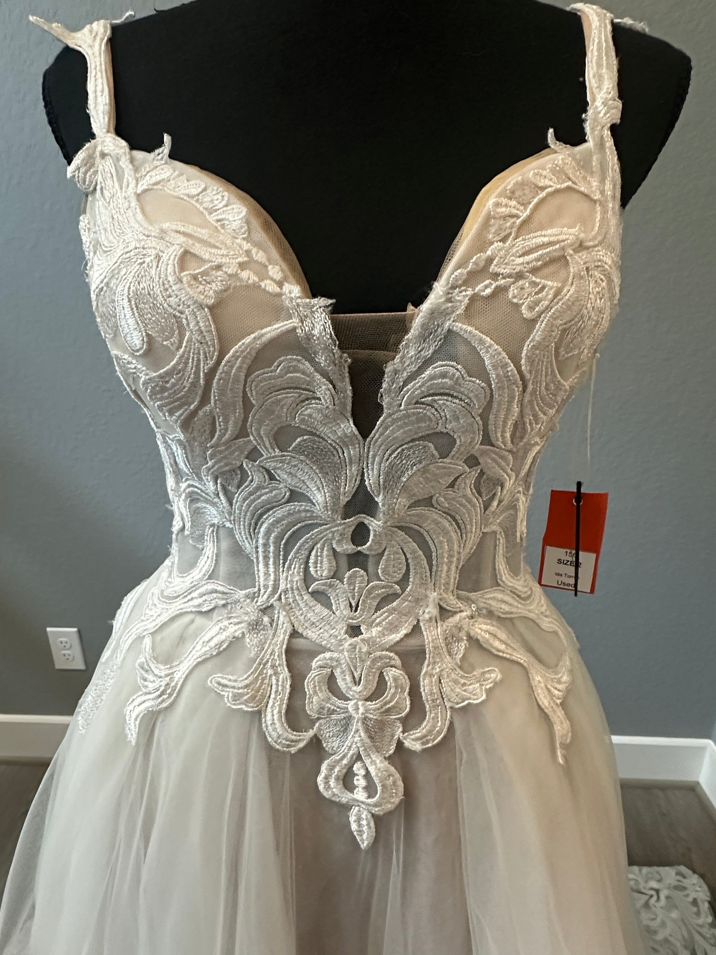 Ida Torrez Couture-Style Ball Gown Wedding Dress/ SIZE 2